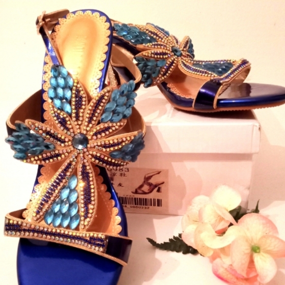 🎁 FREE GIFT IS INCLUDED 🎁 NWT NIB Rhinestone Slingback Heels Women Shoes - Picture 10 of 16